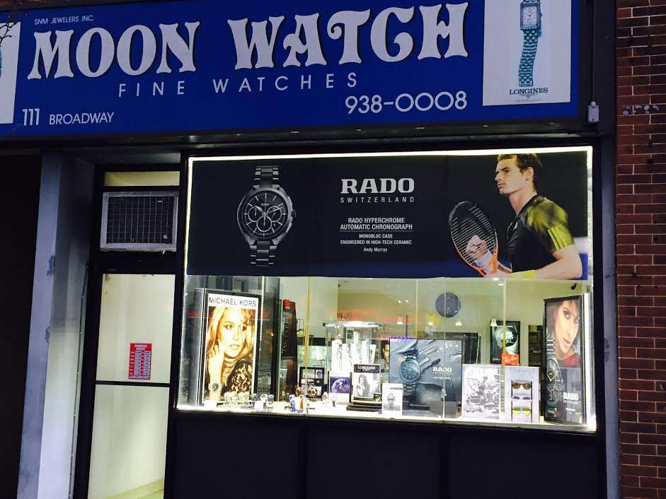 Moon Watch | 111 S Broadway, Hicksville, NY 11801, USA | Phone: (516) 938-0008