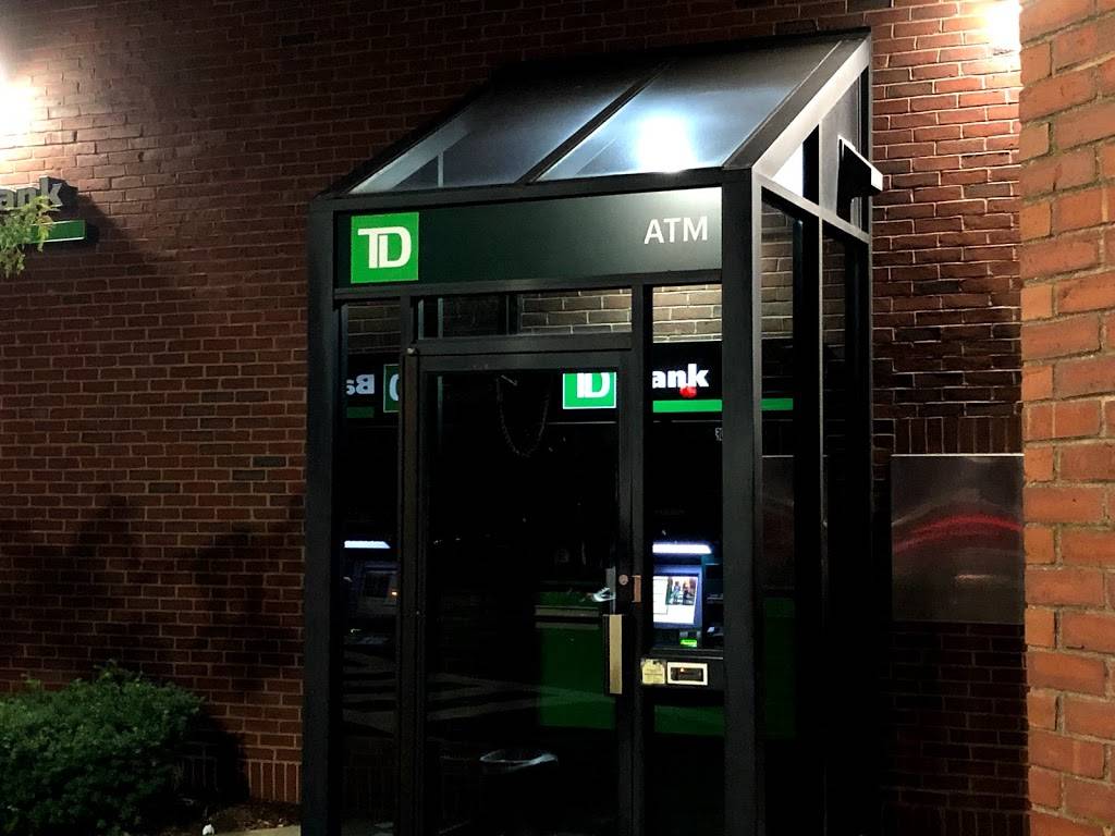 TD Bank | 411 Broadway, Revere, MA 02151, USA | Phone: (781) 284-2650