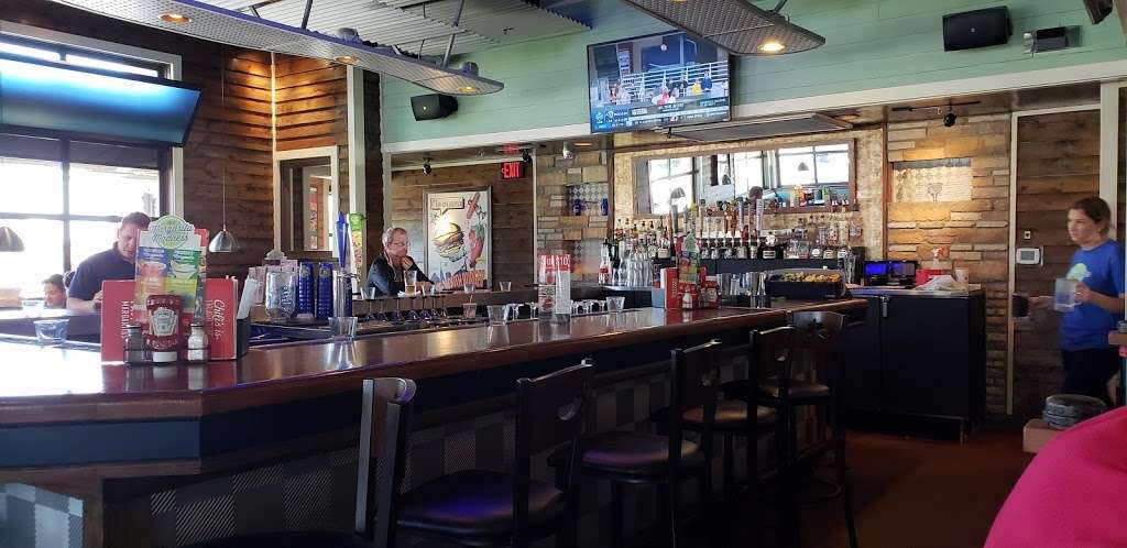 Chilis Grill & Bar | 120 Providence Hwy, East Walpole, MA 02032, USA | Phone: (508) 668-6102