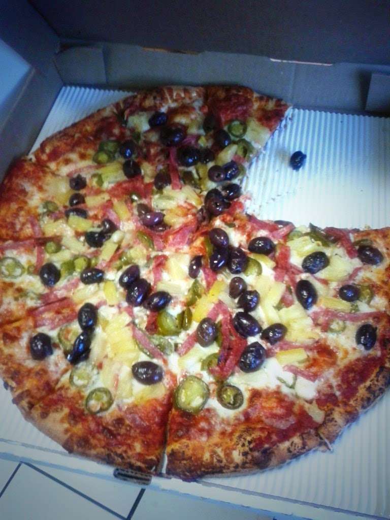 Guidos Pizza & Pasta | 14556 Polk St, Sylmar, CA 91342, USA | Phone: (818) 364-7300