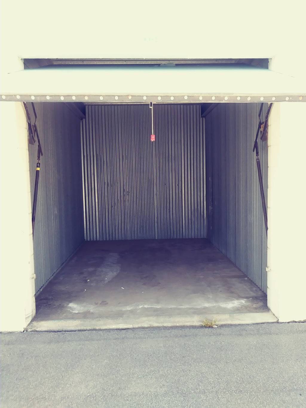 Clovis Ave Self Storage | 2970 N Clovis Ave, Fresno, CA 93727, USA | Phone: (559) 291-5335