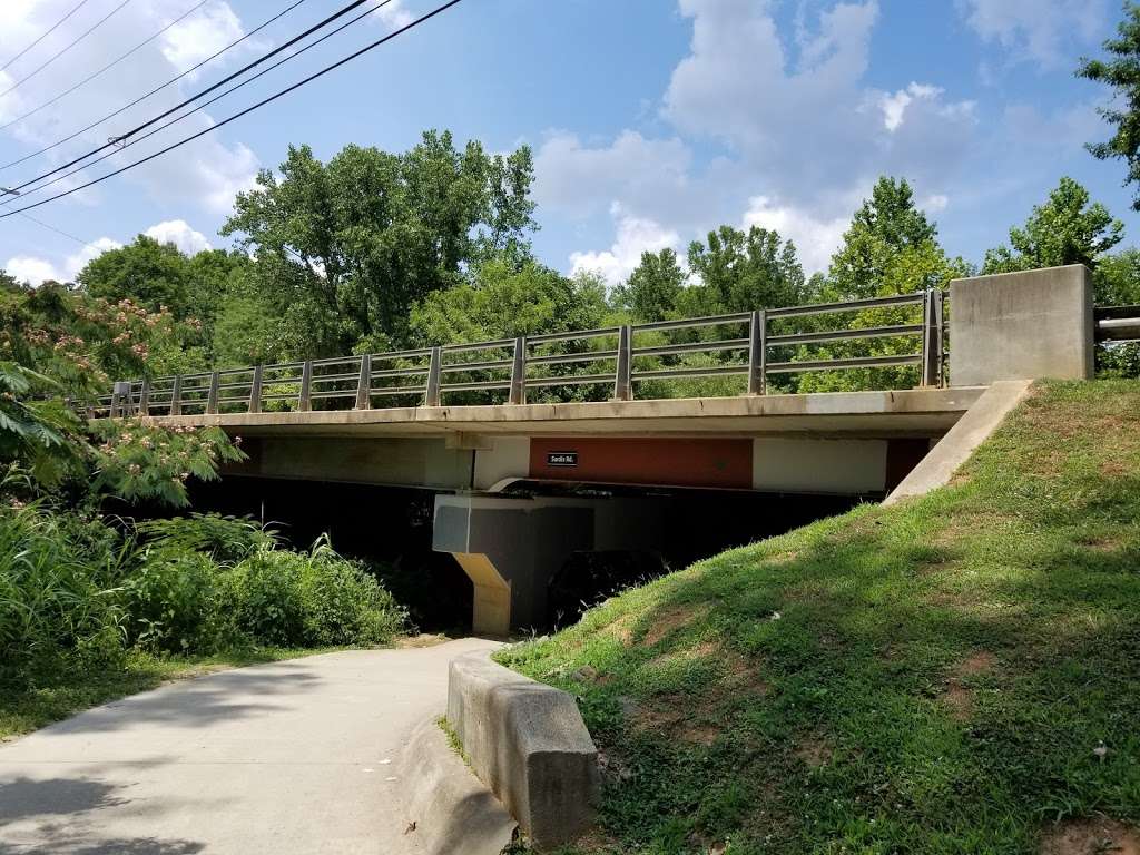 McAlpine Creek Greenway Trailhead | 110 Old Bell Rd, Charlotte, NC 28270, USA