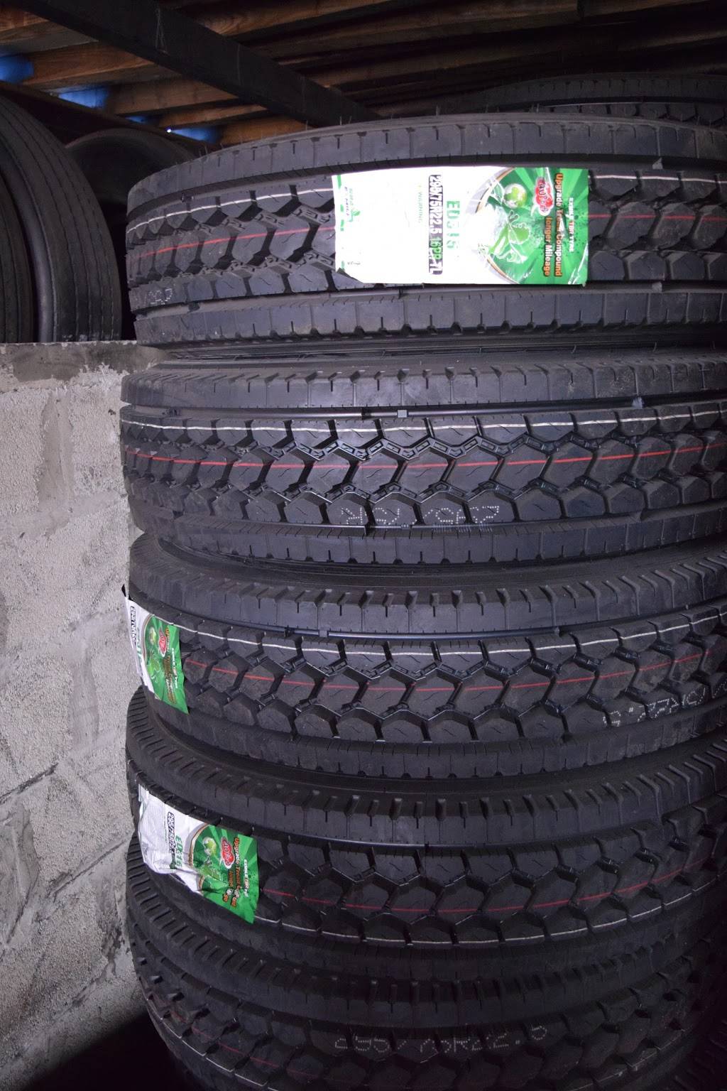 Aero Tires Co | 9630 NW South River Dr, Medley, FL 33178, USA | Phone: (305) 885-2411