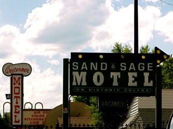 Sand & Sage Motel | 8415 E Colfax Ave, Denver, CO 80220, USA | Phone: (303) 322-7715