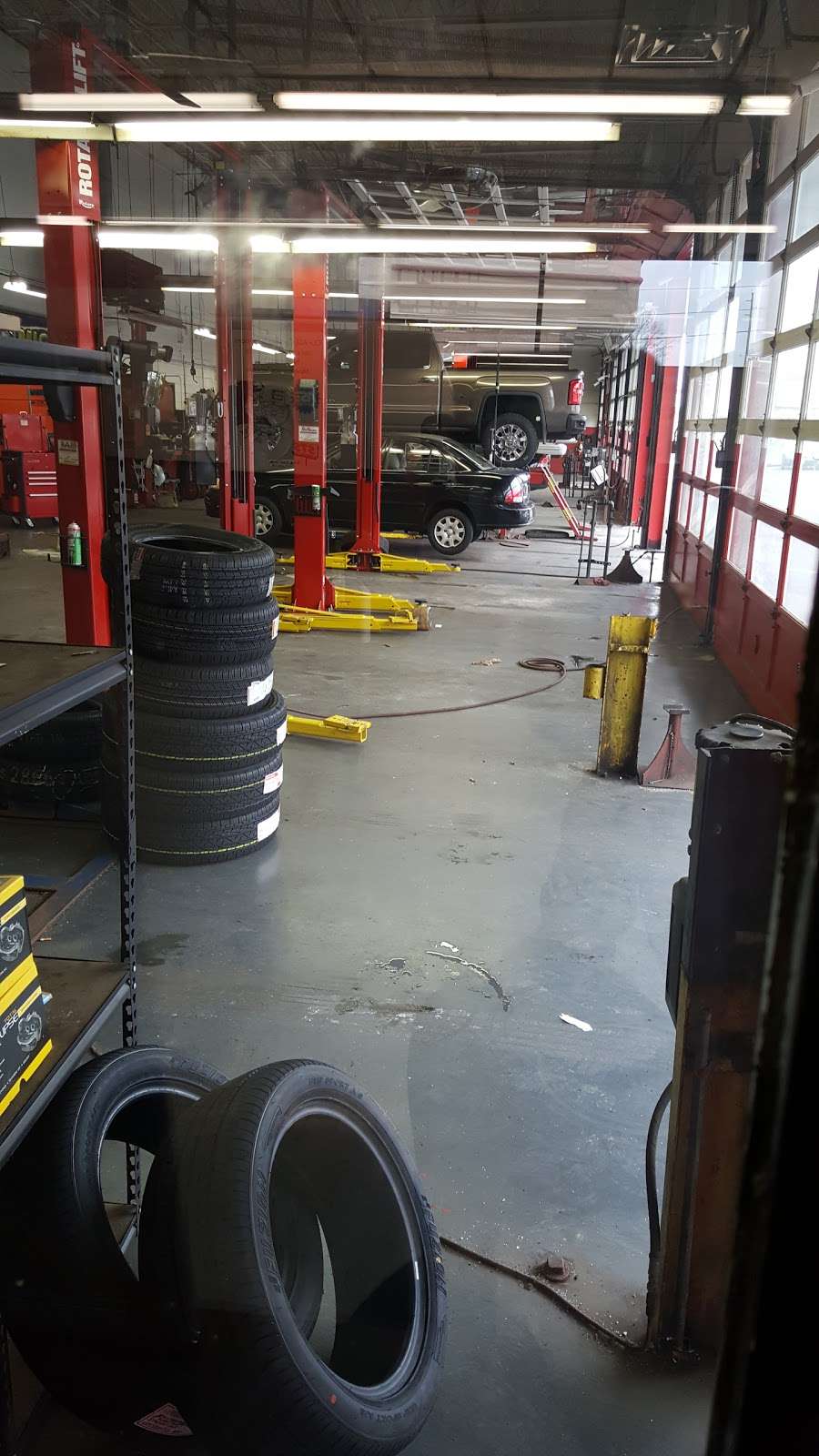 STS Tire | 329-331 Route 22 East, Green Brook Township, NJ 08812, USA | Phone: (732) 941-3721