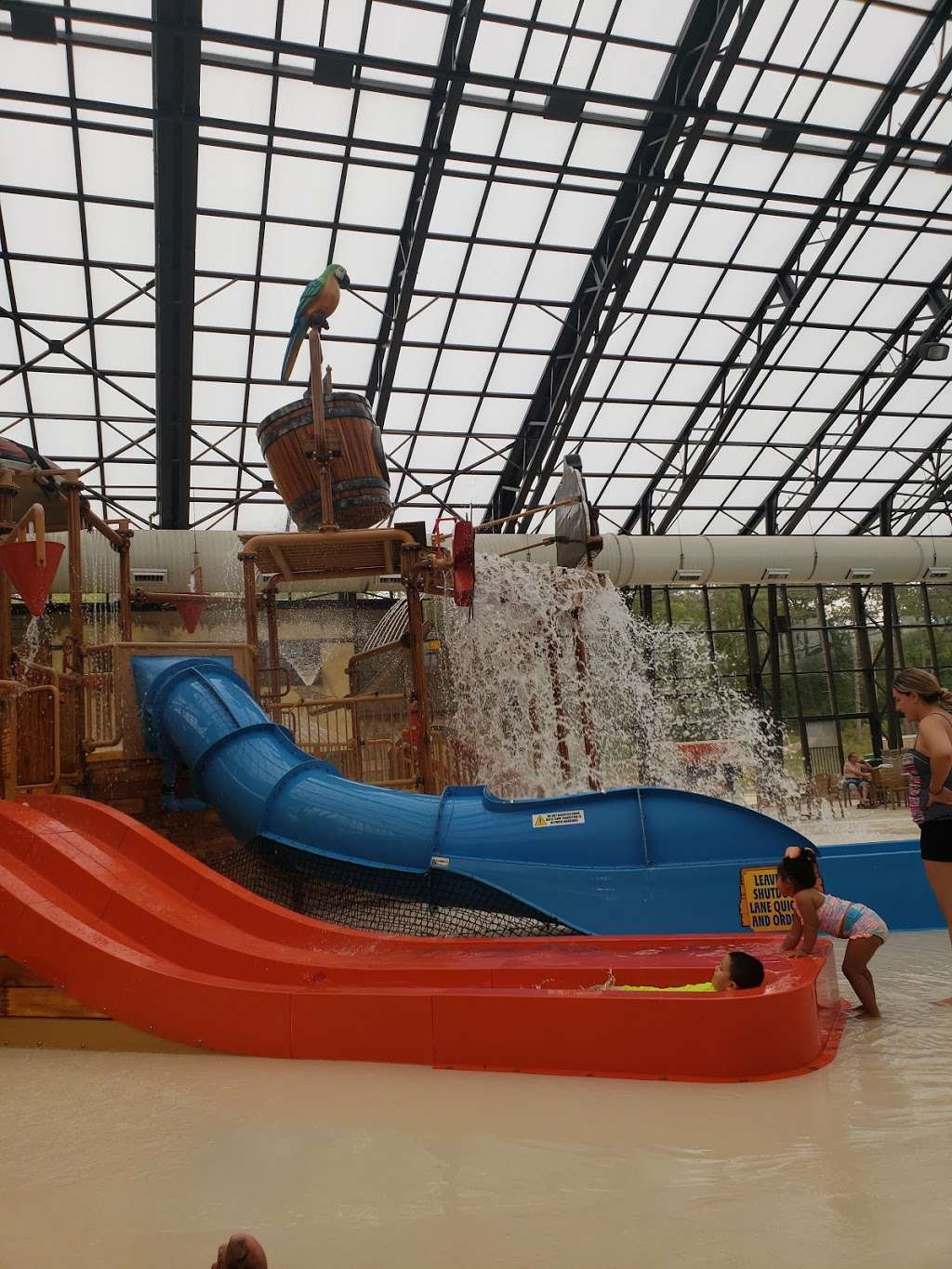 Pirates Cay Indoor Water Park | 2558 N 3653rd Rd, Sheridan, IL 60551, USA | Phone: (815) 496-3292