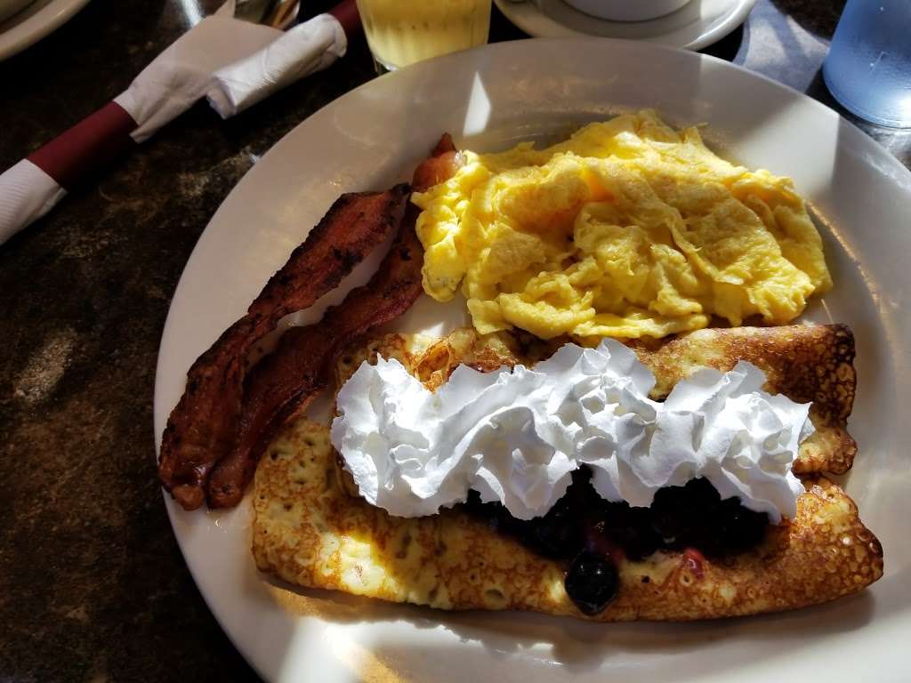 Brianas Pancake Cafe | #A 151 IL-38, Elburn, IL 60119, USA | Phone: (630) 365-4770