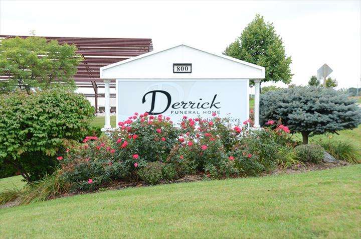 Derrick Funeral Home & Cremation Services | 800 Park Dr, Lake Geneva, WI 53147, USA | Phone: (262) 248-2031