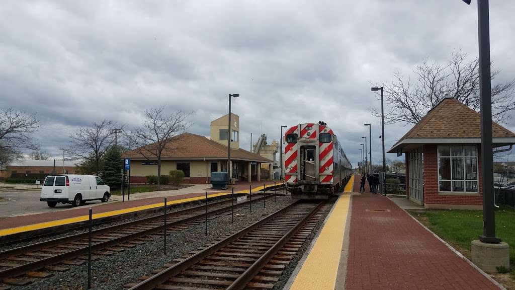 Wheeling Metra Station | Wheeling, IL 60090, USA