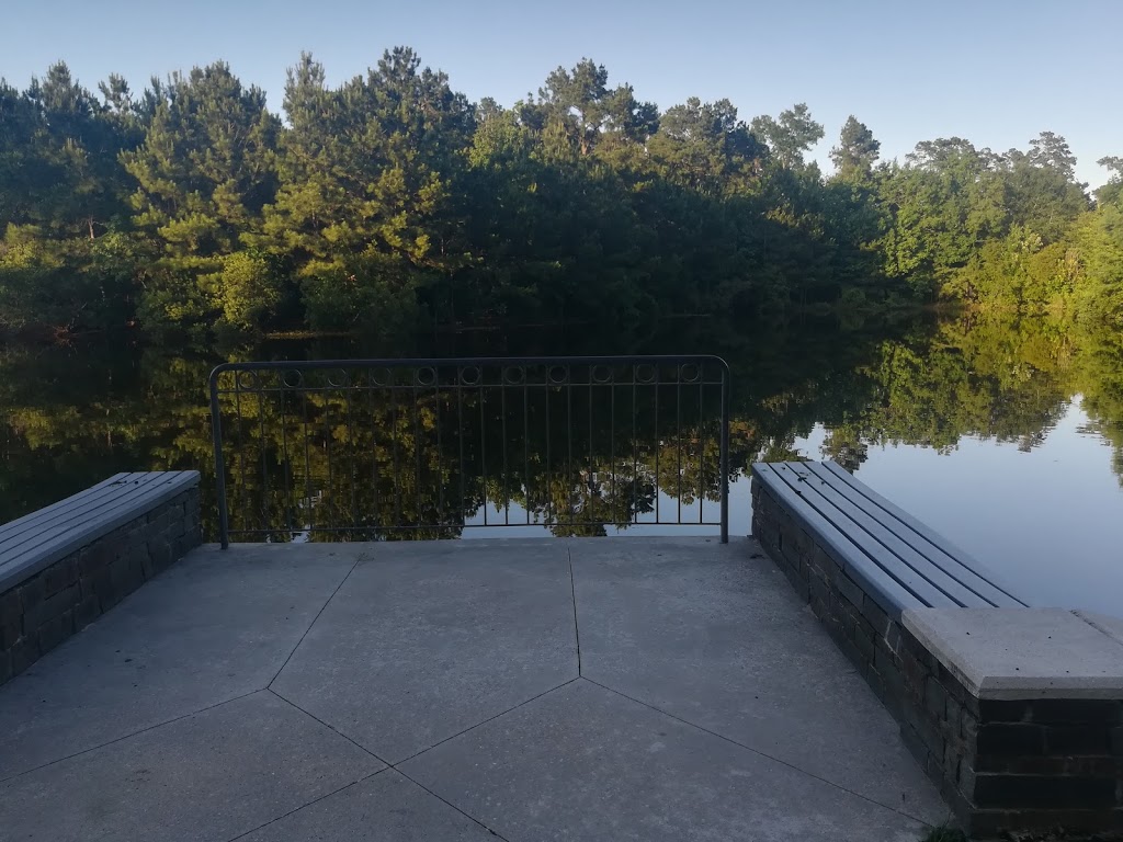 Deepdale Pond | 190 N Whistlers Bend Cir, Conroe, TX 77384, USA | Phone: (281) 210-3800