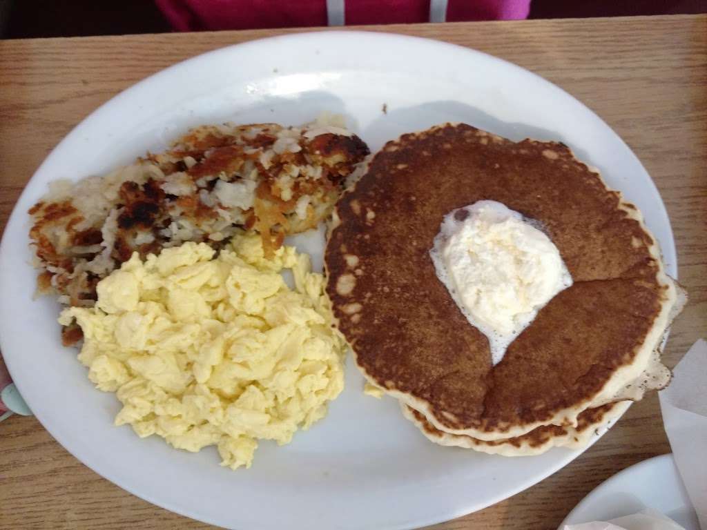 Margaritas Family Restaurant | 4955 Newport Ave, San Diego, CA 92107, USA | Phone: (619) 224-7454