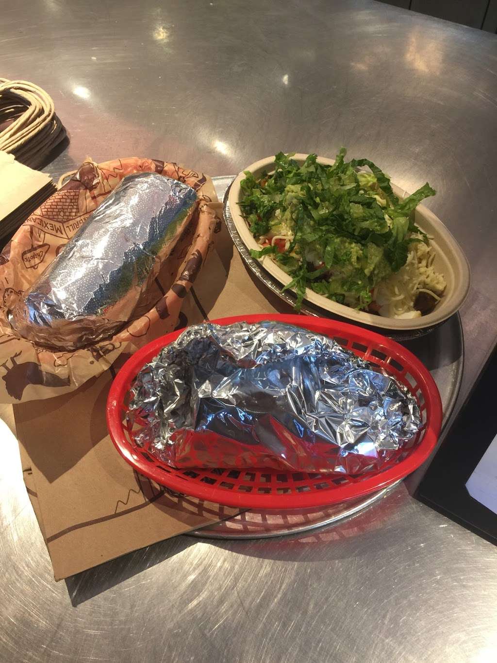 Chipotle Mexican Grill | 815 Thornton Pkwy, Thornton, CO 80229, USA | Phone: (303) 452-2722