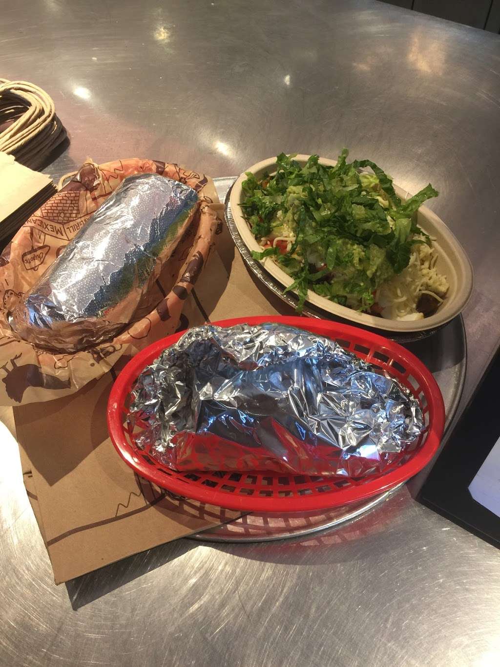 Chipotle Mexican Grill | 815 Thornton Pkwy, Thornton, CO 80229 | Phone: (303) 452-2722