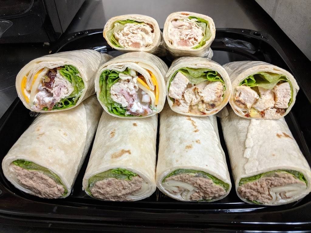 Lunchbox Deli | 17018 Mack Ave, Grosse Pointe Park, MI 48230, USA | Phone: (313) 884-1501