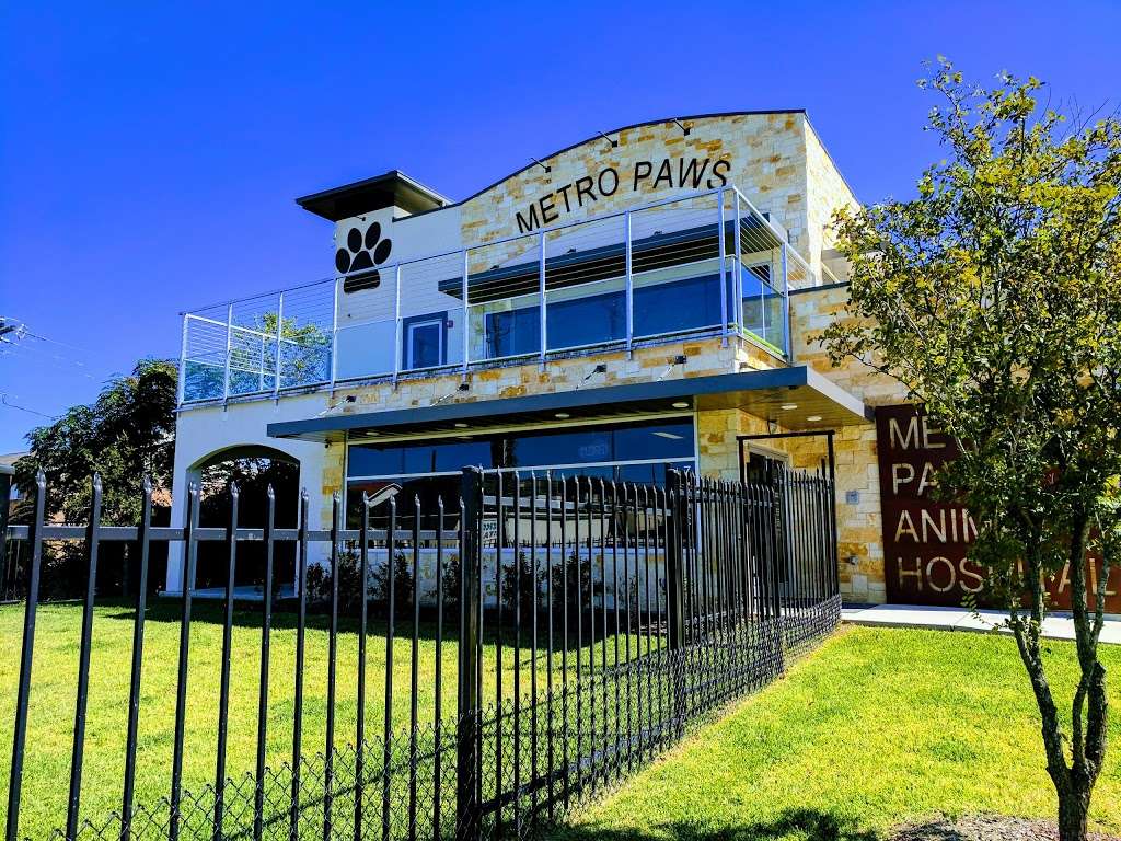 Metro Paws Animal Hospital - White Rock | 7446 E Grand Ave, Dallas, TX 75214, USA | Phone: (214) 324-1500