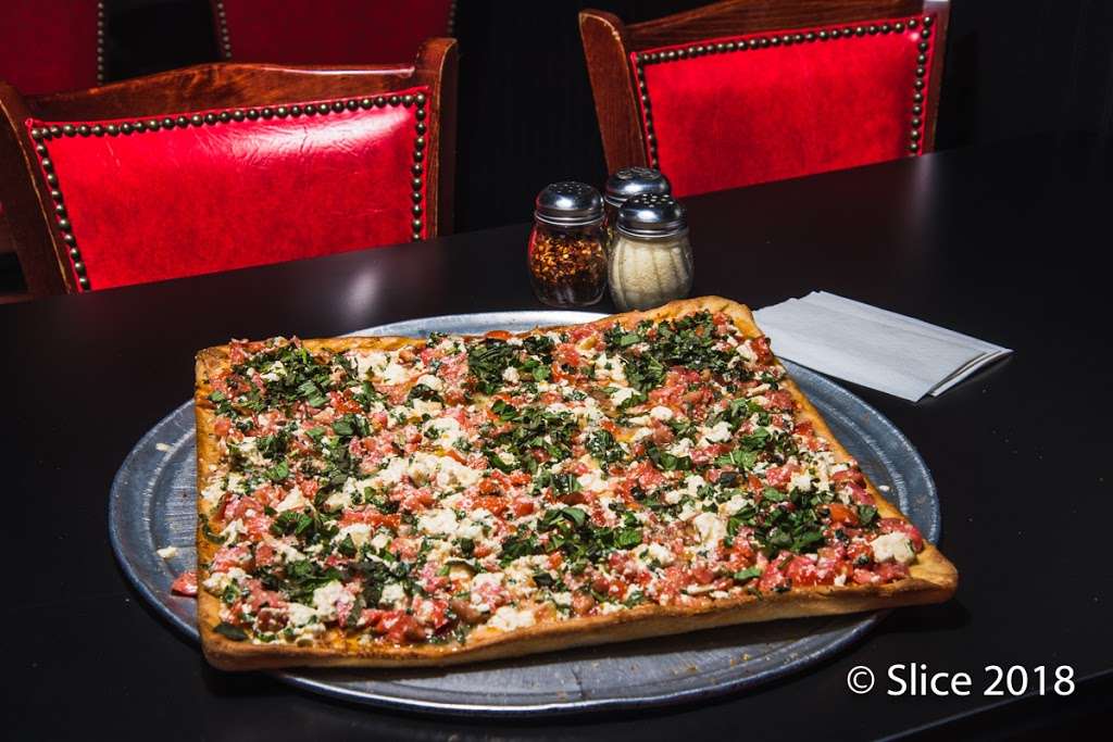 Pizza Factory | 30-30 47th Ave #140, Long Island City, NY 11101, USA | Phone: (718) 786-1030