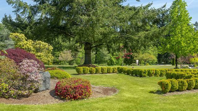 Abbey View Memorial Park | 3601 Alaska Rd, Brier, WA 98036, USA | Phone: (425) 651-2257