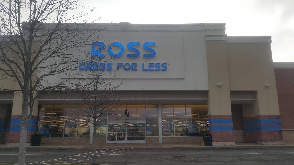 Ross Dress for Less | 1000 Village Center Dr, Tarentum, PA 15084, USA | Phone: (724) 275-1091