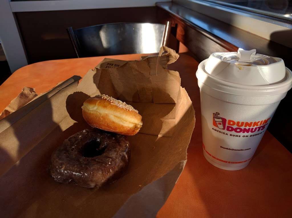 Dunkin Donuts | 930 US-22, Somerville, NJ 08876, USA | Phone: (908) 231-8097