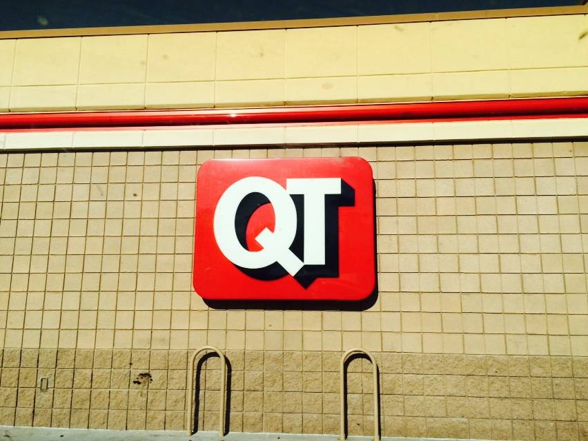 QuikTrip | 847 N Arizona Ave, Gilbert, AZ 85233, USA | Phone: (480) 892-0107