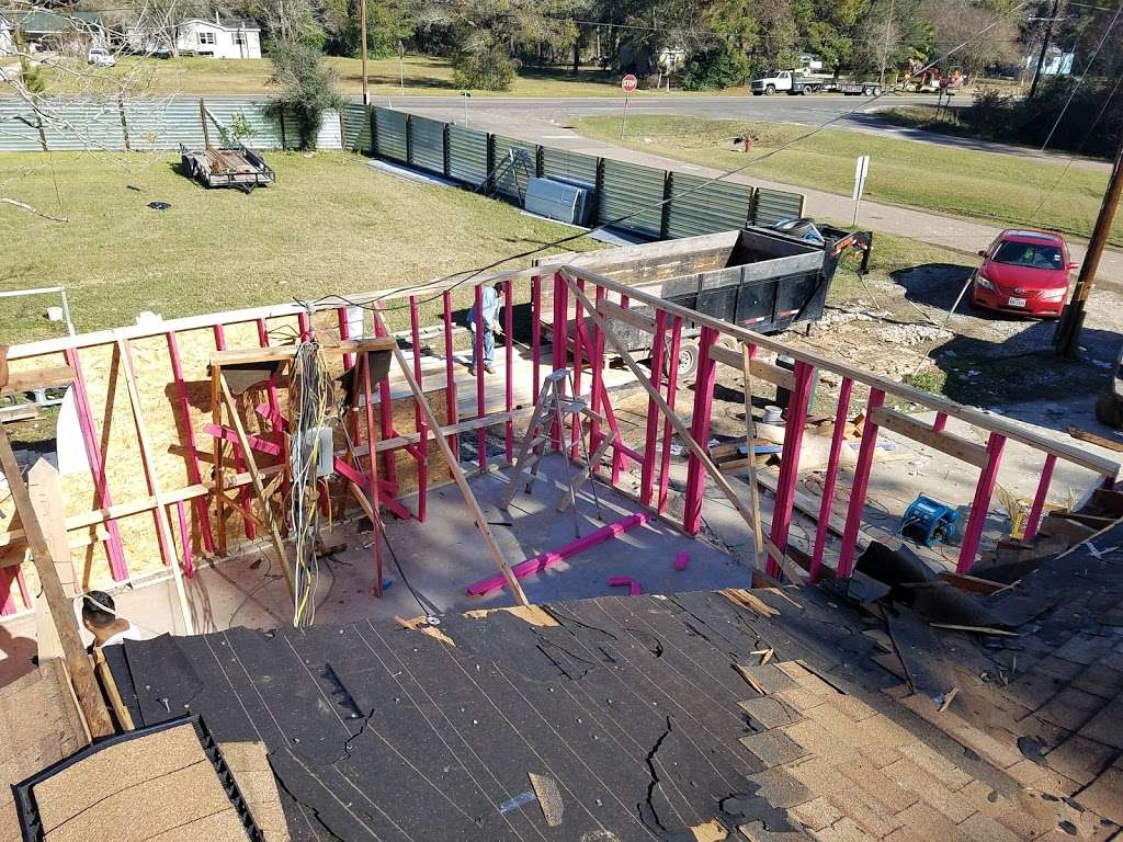 Laras Roofing Contractor | 5111 W Harrow Dr, Houston, TX 77084, USA | Phone: (832) 533-1087