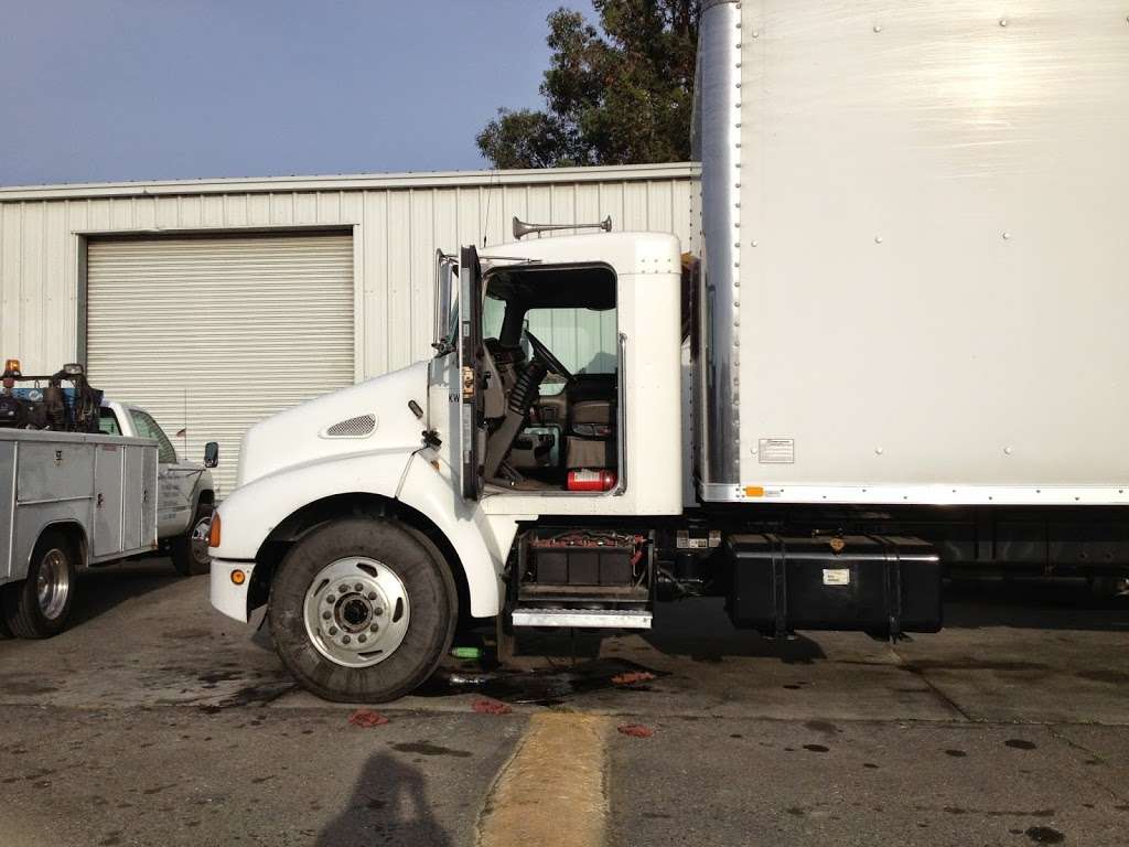 Mikes Road Service 24 Hour Truck and Trailer Repair | Vanden Rd, Vacaville, CA 95687, USA | Phone: (707) 437-0666