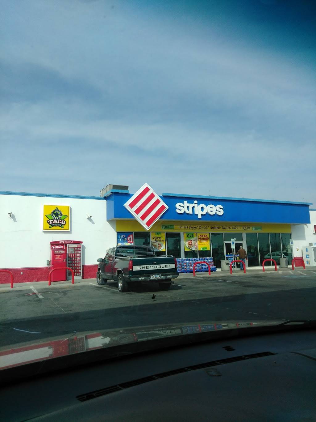 Stripes Convenience Store | 3220 Milwaukee Ave, Lubbock, TX 79412, USA | Phone: (806) 771-0201