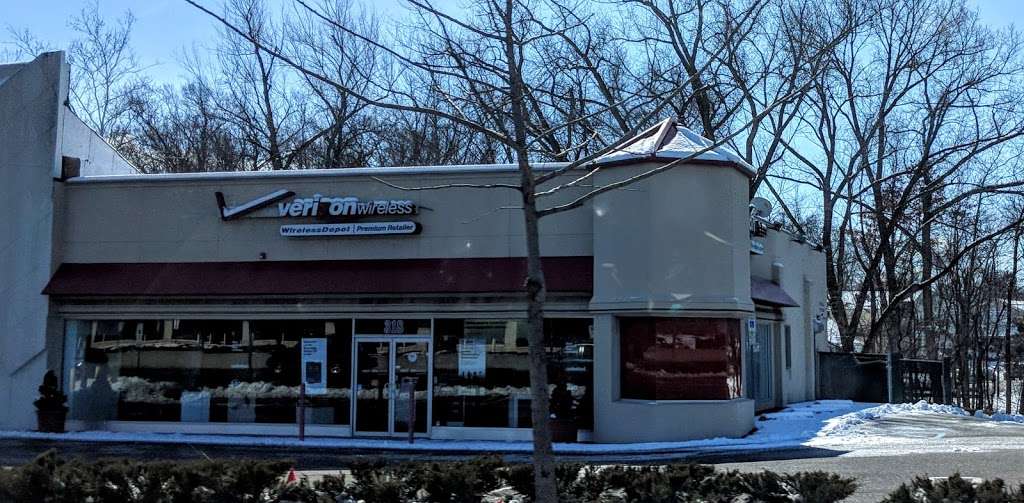 Verizon | 318 NJ-4, Paramus, NJ 07652, USA | Phone: (201) 487-2600