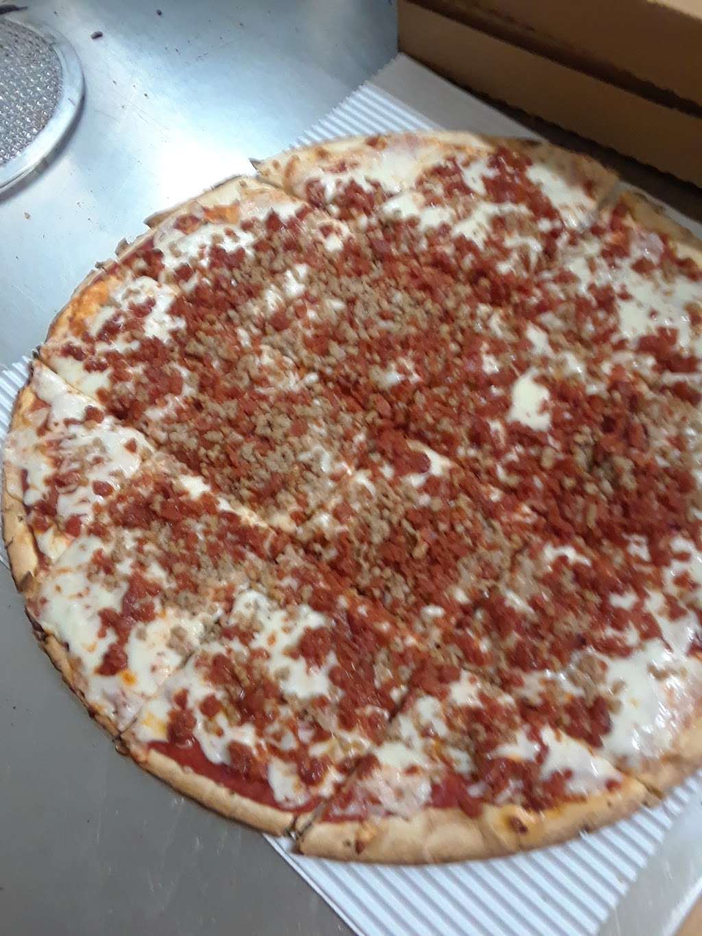 General Store Pizzeria | 205 W Main St, Darlington, IN 47940, USA | Phone: (765) 790-3146