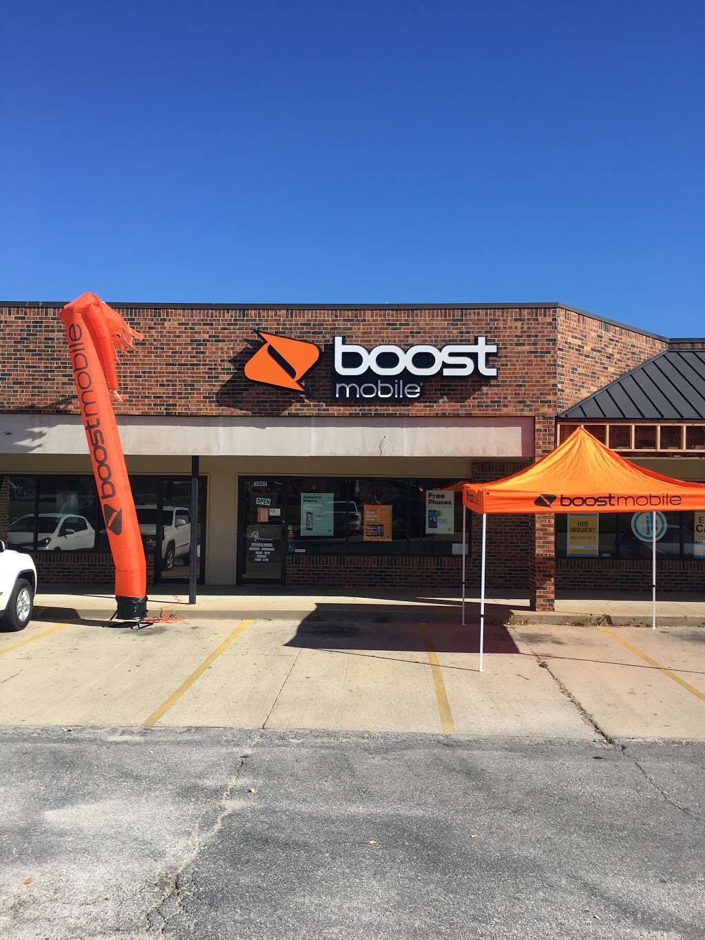 Boost Mobile | 3007 S 4th St, Leavenworth, KS 66048, USA | Phone: (913) 250-5733