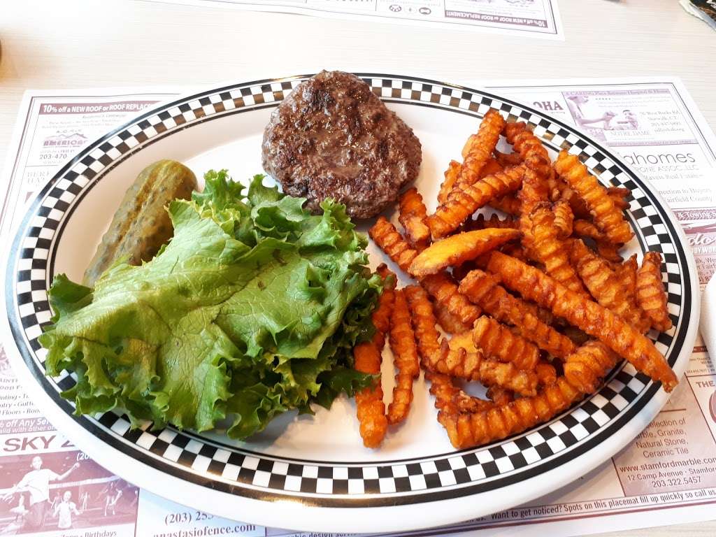 Darien Diner | 275 Post Rd, Darien, CT 06820, USA | Phone: (203) 655-3181