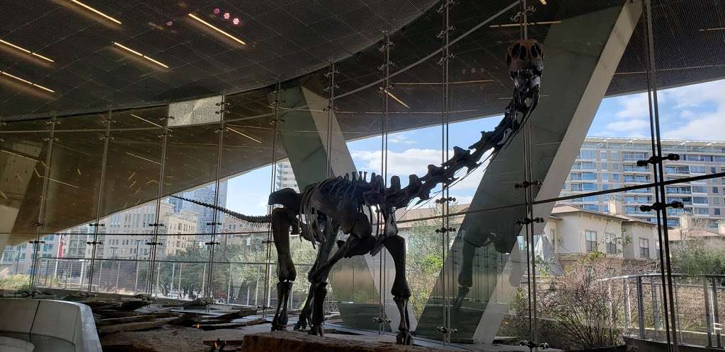 Perot Museum Lot B | 1159 Broom St, Dallas, TX 75202, USA
