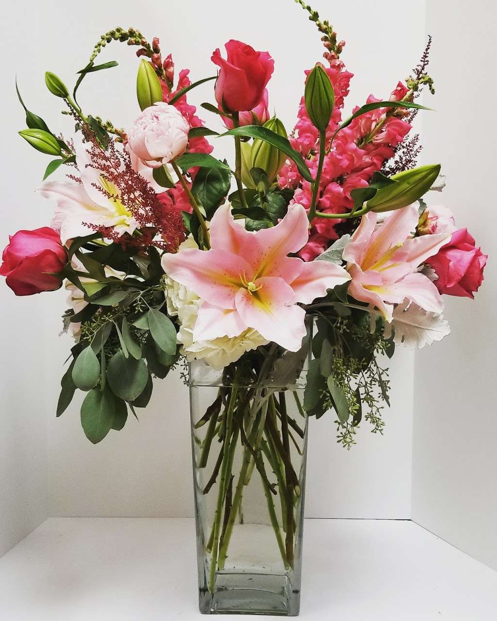 Artistry Florals | 18509 Statesville Rd B2, Cornelius, NC 28031, USA | Phone: (704) 892-9010