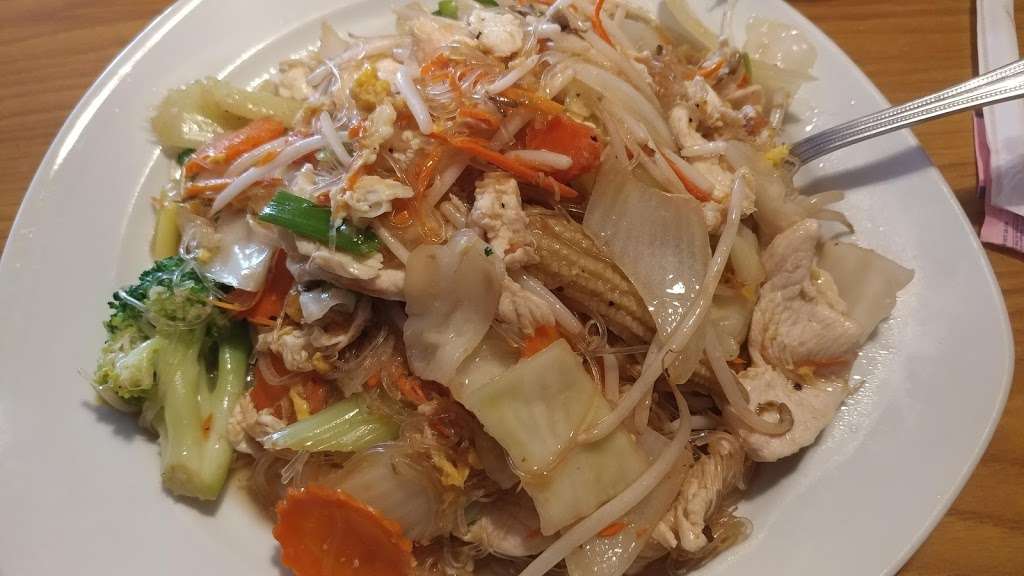 Enjoy Thai Cuisine | c, 361 Legend Ln, Peculiar, MO 64078 | Phone: (816) 809-8844