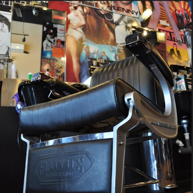 Floyds 99 Barbershop | 742 W Higgins Rd, Park Ridge, IL 60068 | Phone: (847) 720-4952