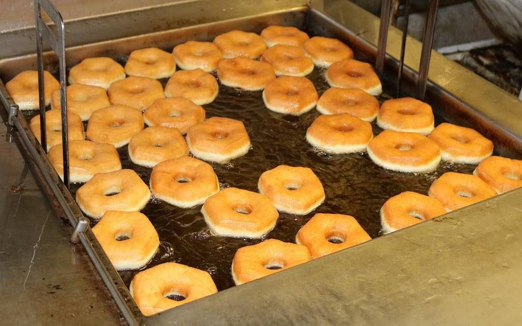 Gates Donut Shop | 4417 S Alameda St, Corpus Christi, TX 78412, USA | Phone: (361) 992-7481