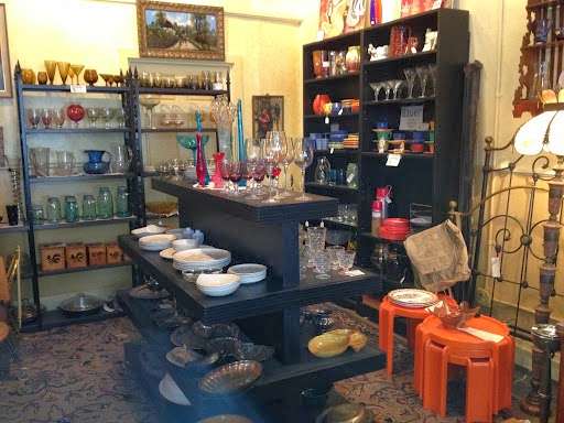 Wise Buys Antiques | 190 2nd Ave, Niwot, CO 80544, USA | Phone: (303) 652-2888