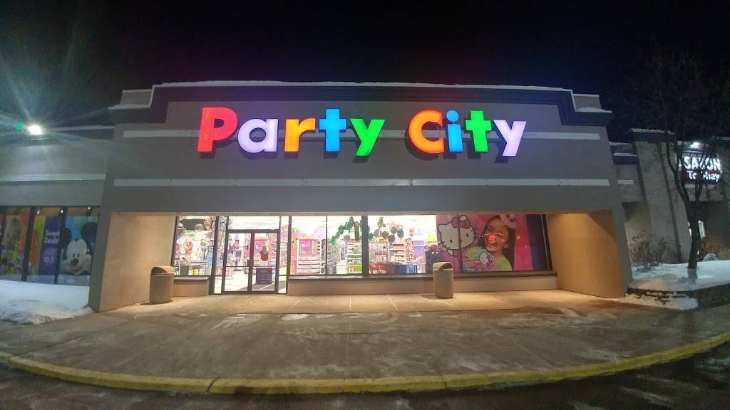 Party City | 3000 White Bear Ave North, Maplewood, MN 55109, USA | Phone: (651) 773-9543