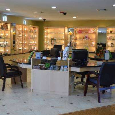 Golden Eye Optometry | 17497 Main St, Hesperia, CA 92345 | Phone: (760) 948-3345