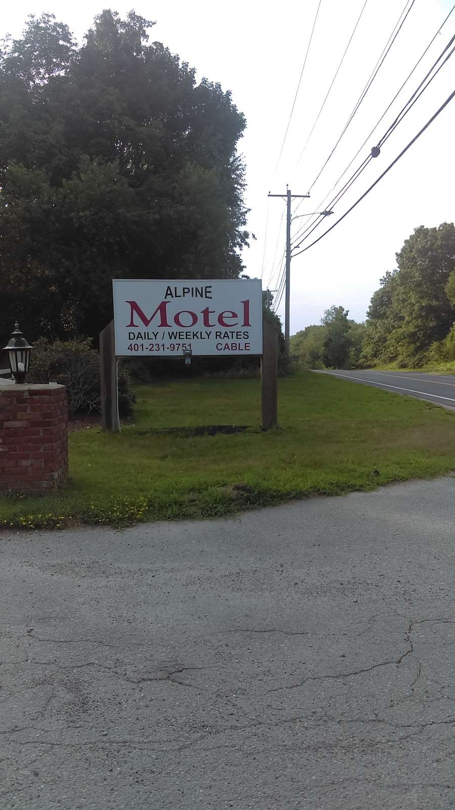 Alpine Motel | 485 Douglas Pike, Smithfield, RI 02917, USA | Phone: (401) 231-9751