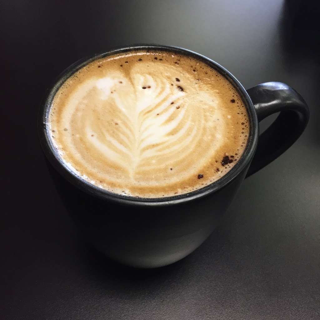 Underground Cupcakes & Café | 3631 State Rd 46, Bloomington, IN 47404, USA | Phone: (812) 935-5253