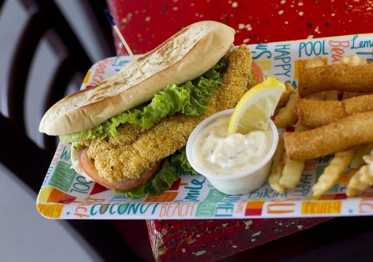 Tommys Burgers + Brews | 1736 Mall Cir, Fort Worth, TX 76116, USA | Phone: (817) 759-9088