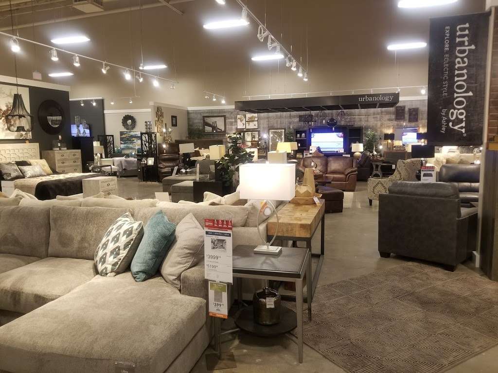 Ashley HomeStore | 7000 E Mayo Blvd, Phoenix, AZ 85054 | Phone: (480) 812-4663