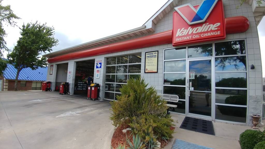 Valvoline Instant Oil Change | 5800 Bryant Irvin Rd, Fort Worth, TX 76132, USA | Phone: (817) 263-7793