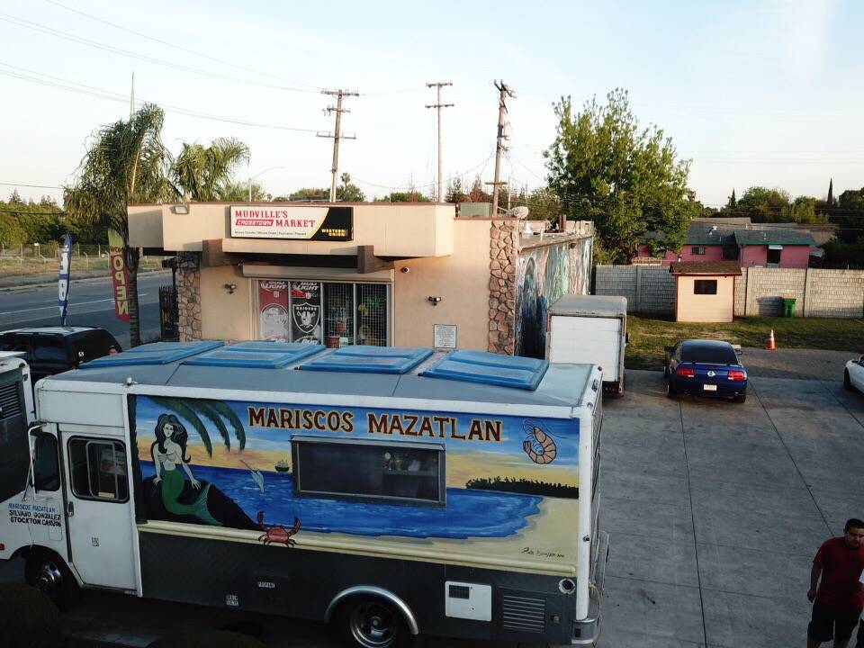 Mariscos mazatlan/seafood | 35 N Filbert St, Stockton, CA 95205, USA | Phone: (209) 313-8266