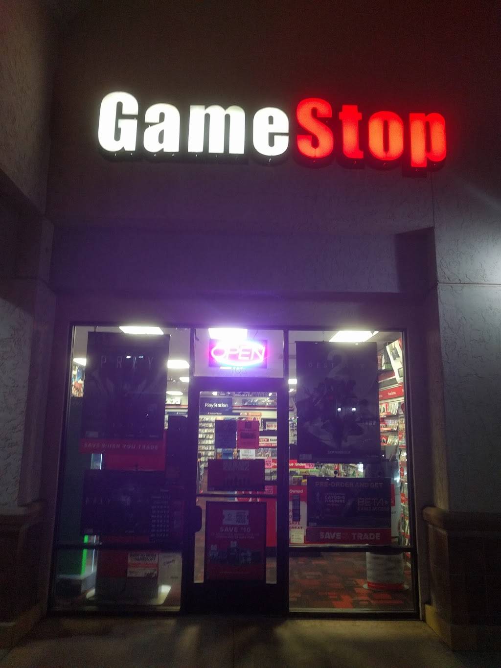 GameStop | 7675 N Blackstone Ave STE 103, Fresno, CA 93720, USA | Phone: (559) 435-4503