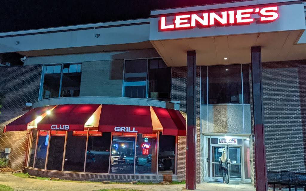 Lennies Club & Grill | 3324 E 51st St, Tulsa, OK 74135, USA | Phone: (918) 743-6600