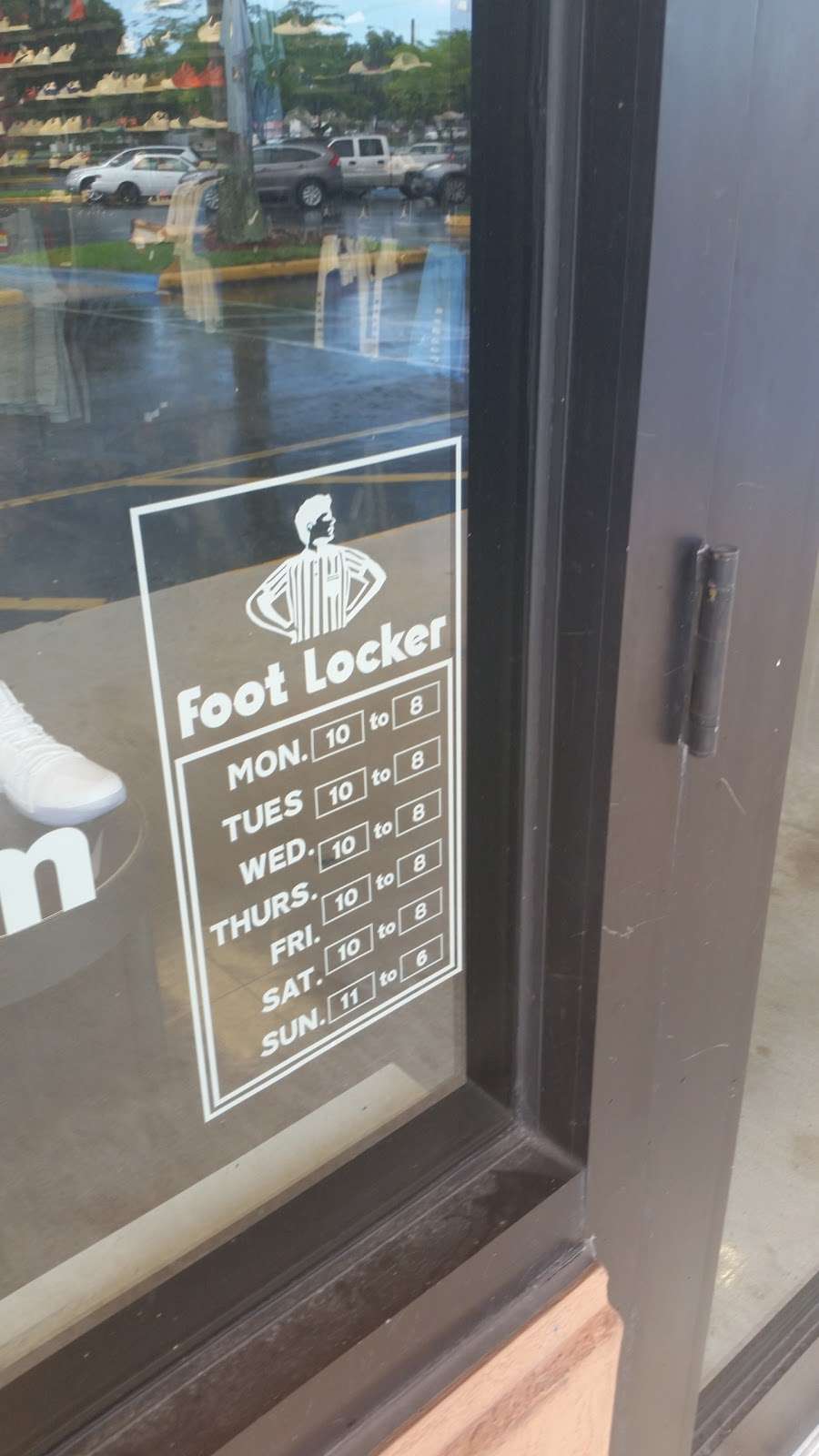 Foot Locker | 6631 Taft St #66, Hollywood, FL 33024, USA | Phone: (954) 987-7196