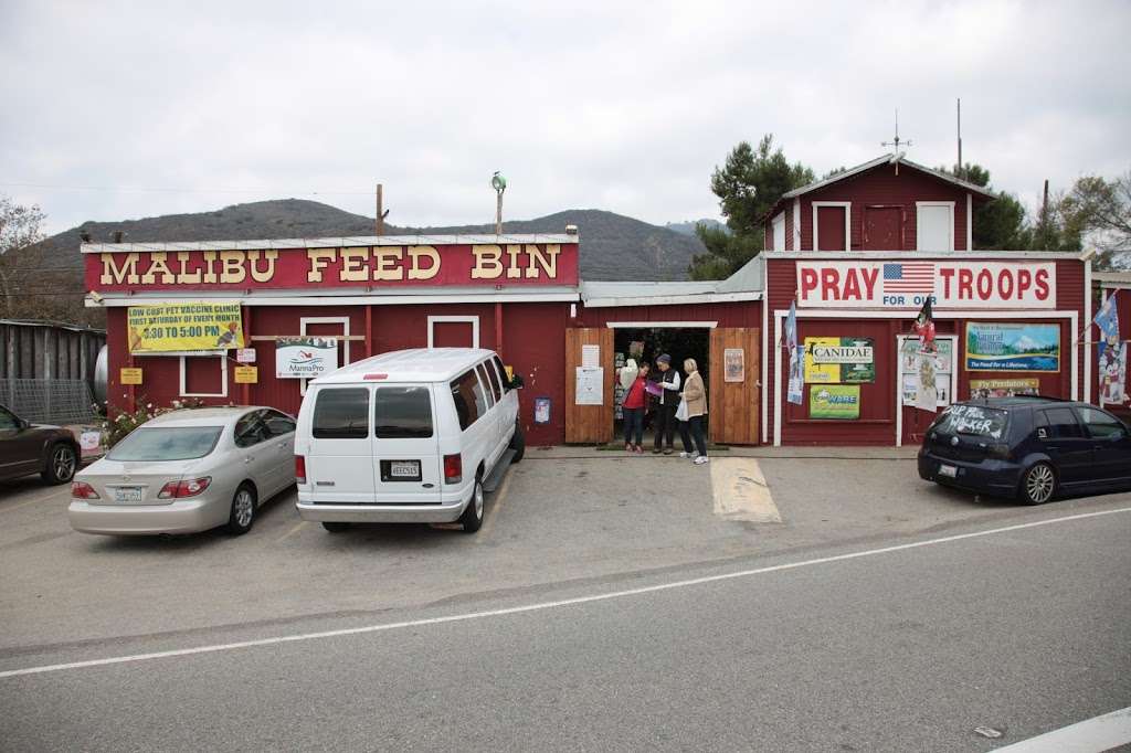 The Malibu Feed Bin | 3931 S Topanga Canyon Blvd, Malibu, CA 90265, USA | Phone: (310) 456-2043