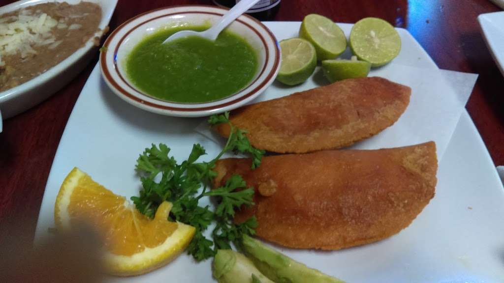 Mariscos Espinoza Highland | 25755 E Baseline St, San Bernardino, CA 92410, USA | Phone: (909) 864-1830